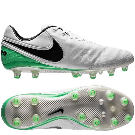 Tiempo Legend 6 AG Pro 